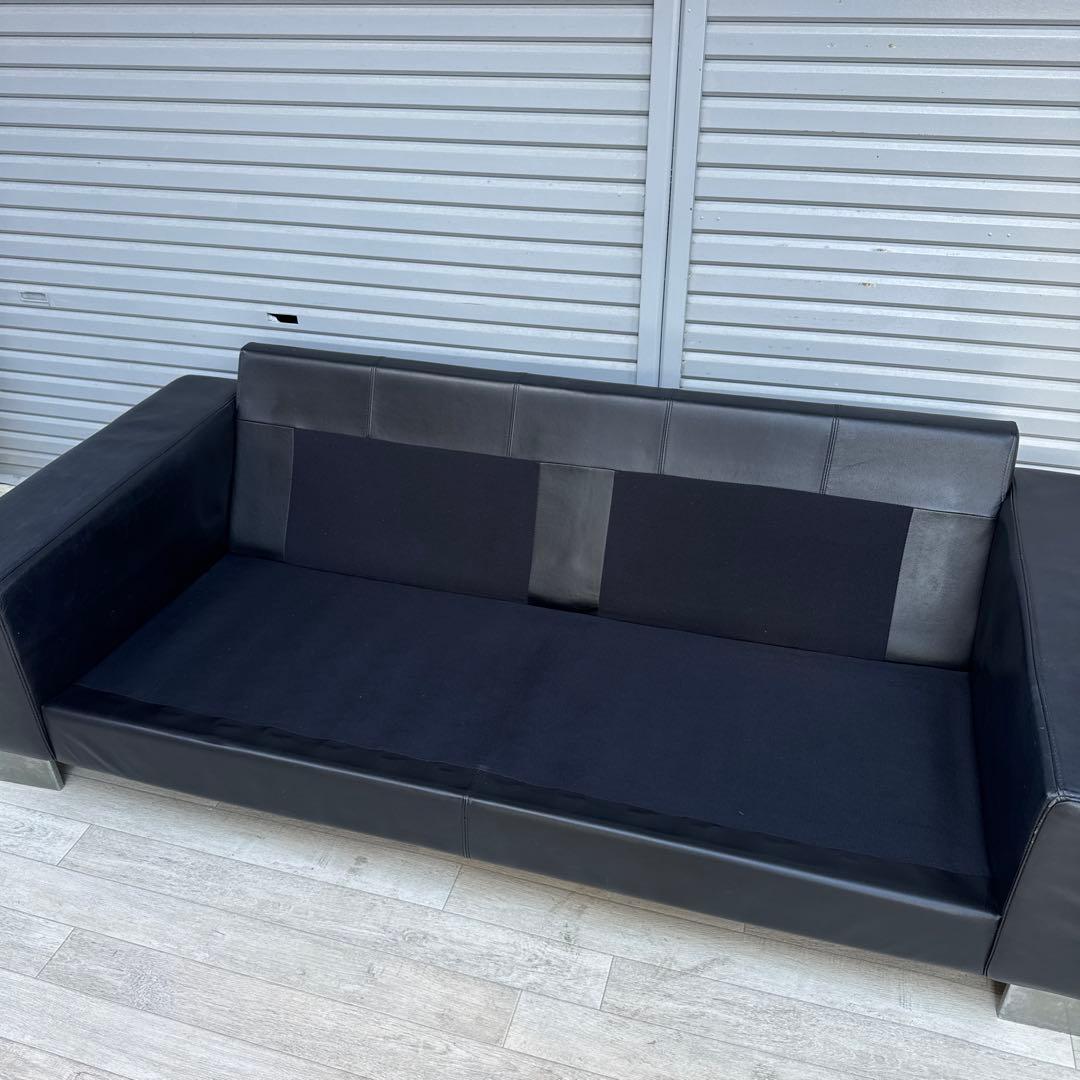 ボーコンセプト I.D.V.2 北欧モダン ブラック本革ソファ