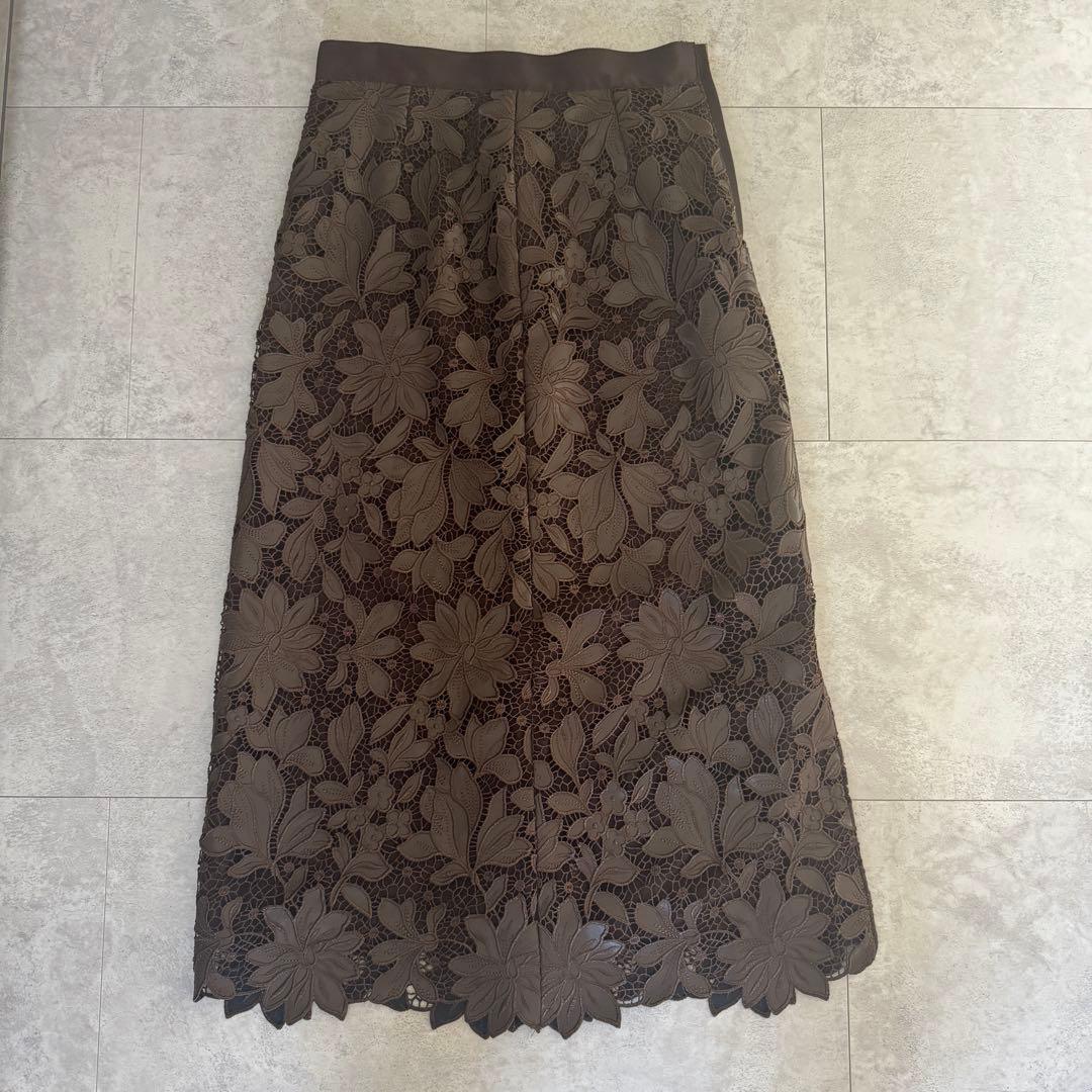 ごんべ様　ANAYI レザーフラワーエンブロイダリー スカート 38 ブラウン セール】 レザーフラワーエンブロイダリー スカート （ミニ・ひざ丈