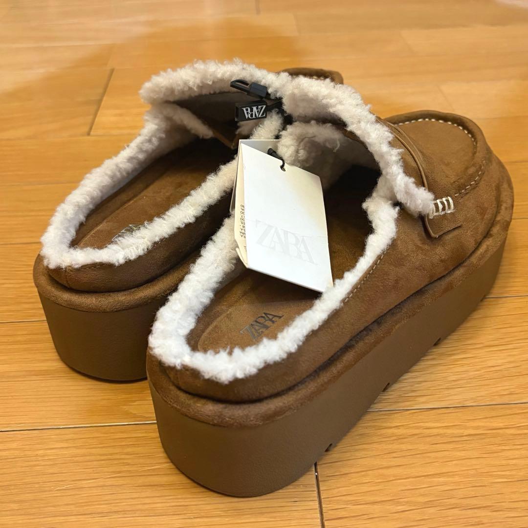 ZARA】ザラ 39 プラットフォームミュールローファー ムートン ボア