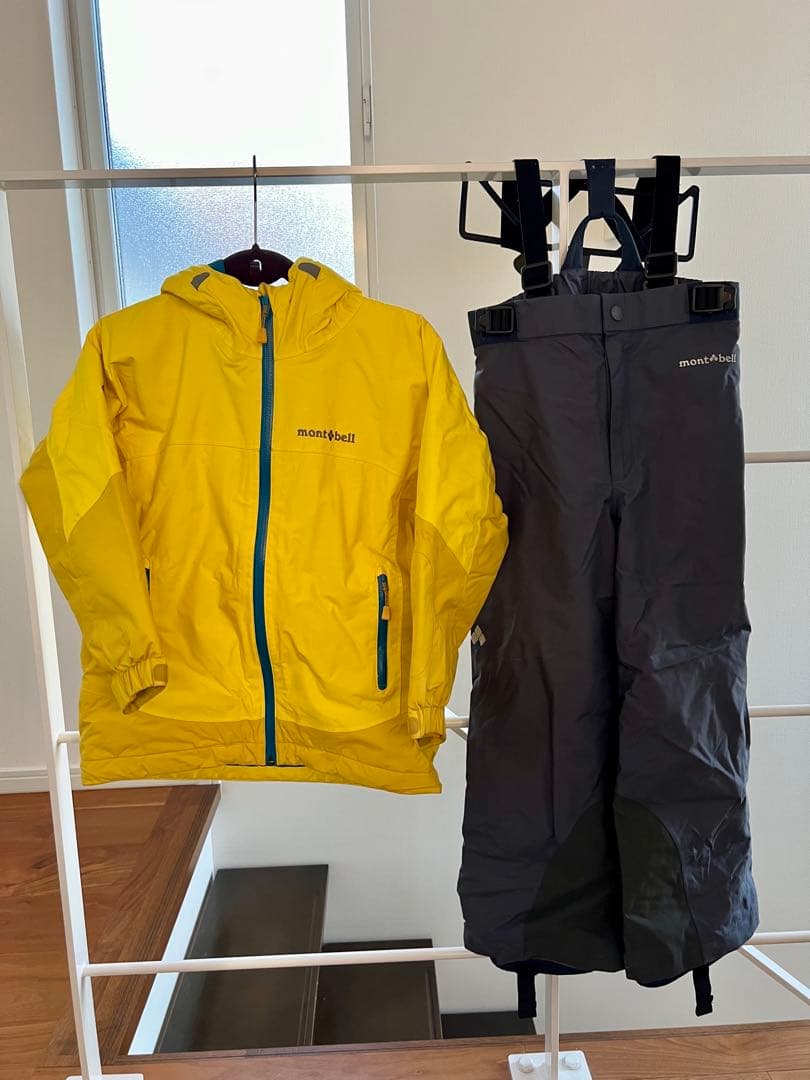 montbell スキーウェア　ジャケット　パンツ　セット　サイズ120 montbell/モンベル/スノーウェア上下セット（メンズ）RBLのレンタル