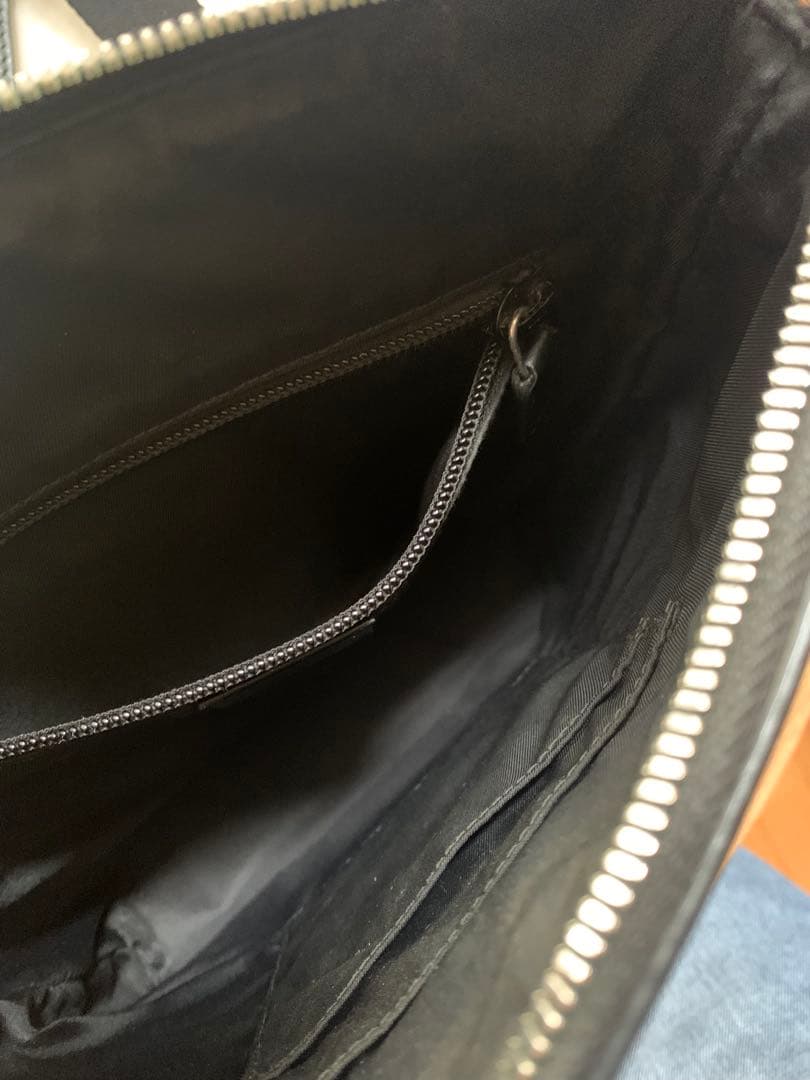 ライラ様専用! Gucci GGパターン メッセンジャーバッグ - メルカリ