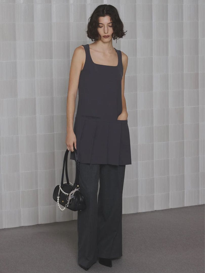 トップス SQUARE NECK LADY LIKE PLEATS TOP LADY LIKE（レディライク） tシャツ 胸ポケット付きダブルジッププチ