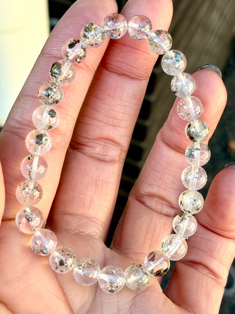 極上品質SA✨全玉キラキラ✨逸品絶品‼️キューブパイライトインクォーツブレスレット 最高品質パイライトインクォーツ ブレスレット ブラジル産 ｜石の販売