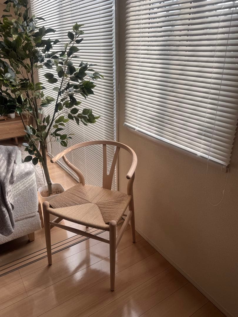 中古美品】CARL HANSEN & SON Yチェア ビーチ材 ソープ仕上げ - メルカリ