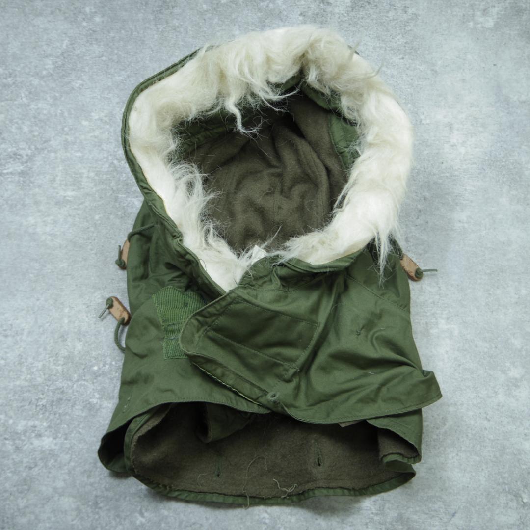 デッドストック　本物軍物　米軍 M-65用フード ヴィンテージ　1977年製 MILITARY（ミリタリー） 実物 新品 デッドストック 米軍 M-65用フード