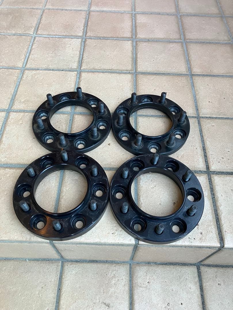 プラドで使用、285/70/R17、ワイトレ、ホイール、ナットのフルセット