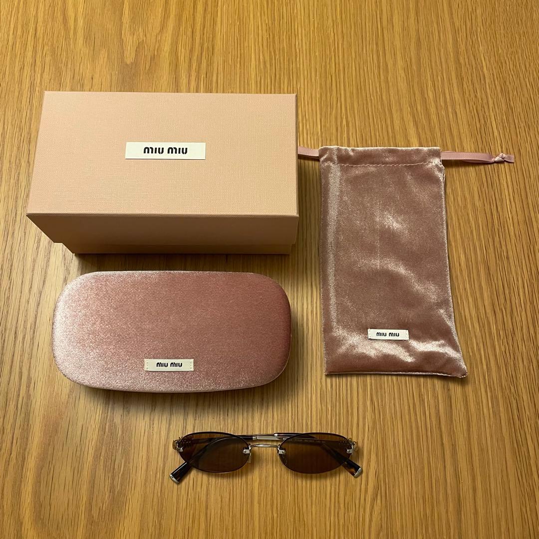 \" miumiu ミュウミュウ \" リムレス ロゴ サングラス メガネ MIU MIU - 新品 miumiu ミュウミュウ MIUMIUロゴ サングラス メガネの