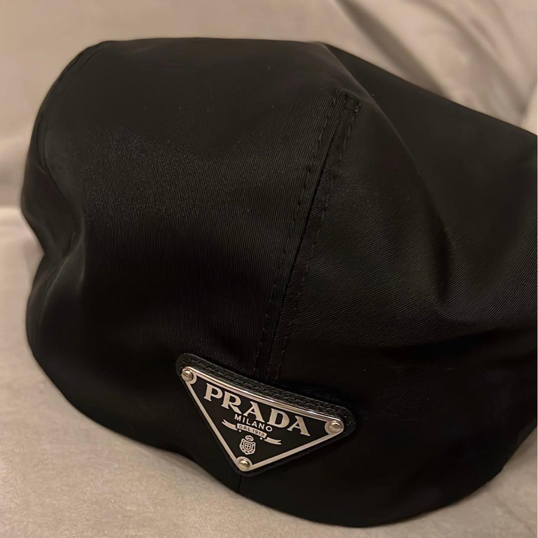 明日花キララ プラダ PRADA ハンチング キャスケット キャップ eimy