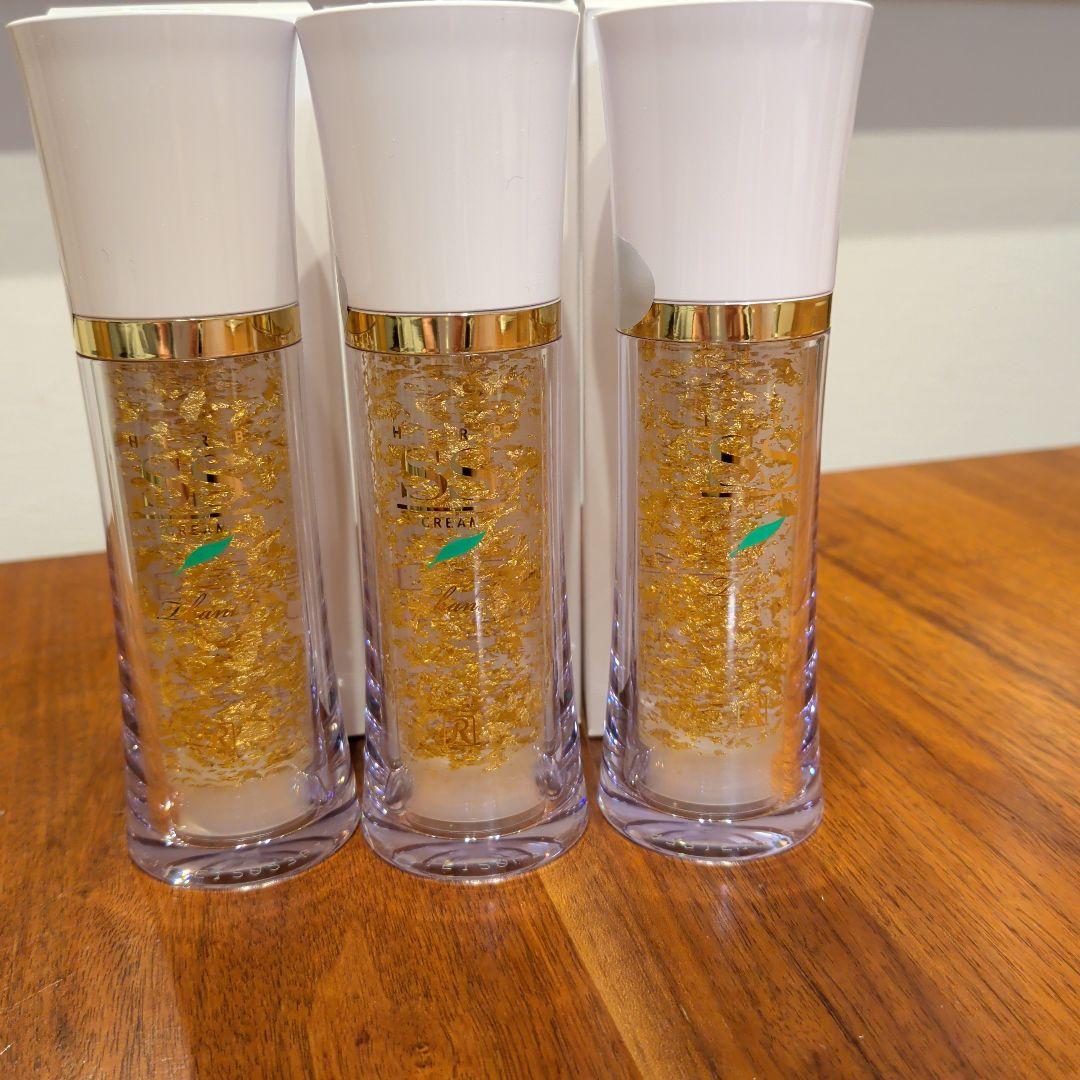 ロイヤル化粧品　SSクリーム35g Amazon | ロイヤル化粧品 ロイヤルハーブ SSクリーム 50g 保湿 純金箔