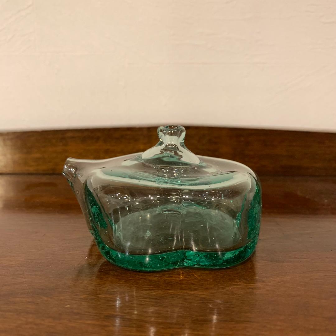 吹きガラス ウランガラス 水滴 水差し ガラス製 ユニーク形状 気泡ガラス 日本で唯一『ウランガラス』でオリジナルグラスを作れる工房へ行って