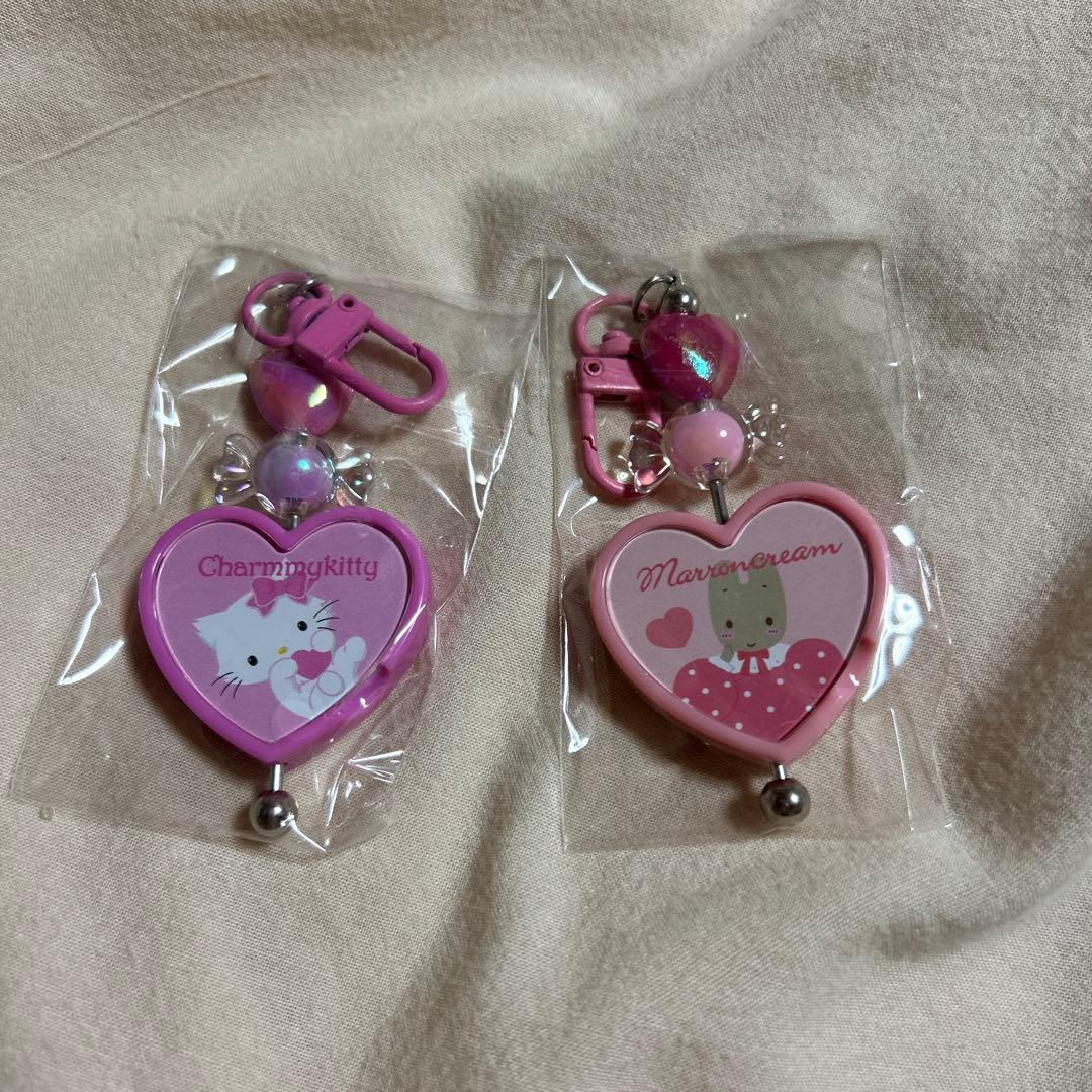 サンリオ シークレットキーホルダー チャーミーキティ マロンクリーム