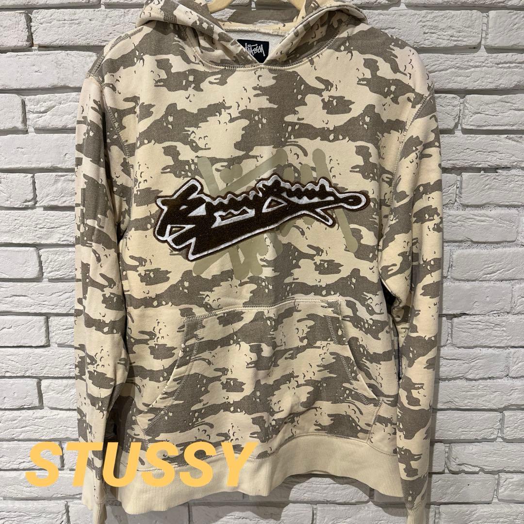 STUSSY ステューシー /カモフラ パーカー デカロゴ パイルロゴ M