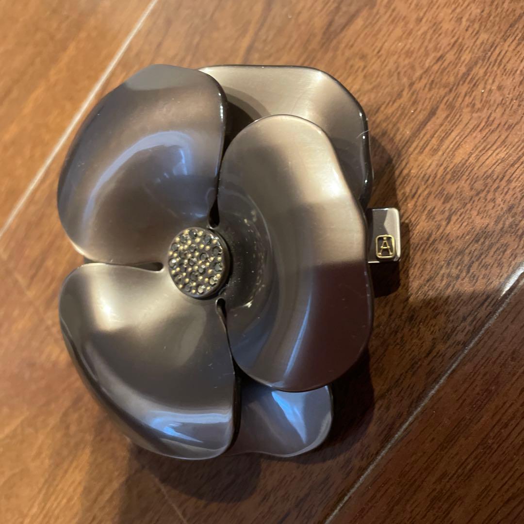 未使用　ALEXANDRE DE PARIS　アレクサンドルドゥパリ　カメリア カメリア Alexandre de Paris(アレクサンドルドゥパリ) - ブランド通販