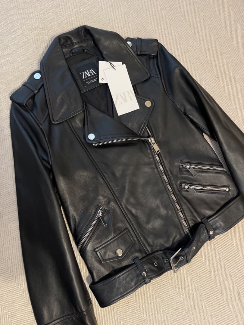 【新品　本革】ZARA ブラック ライダースジャケット羊皮革　 S ☆ZARAザラ本革 オーバーサイズ レザーライダースジャケット (ZARA