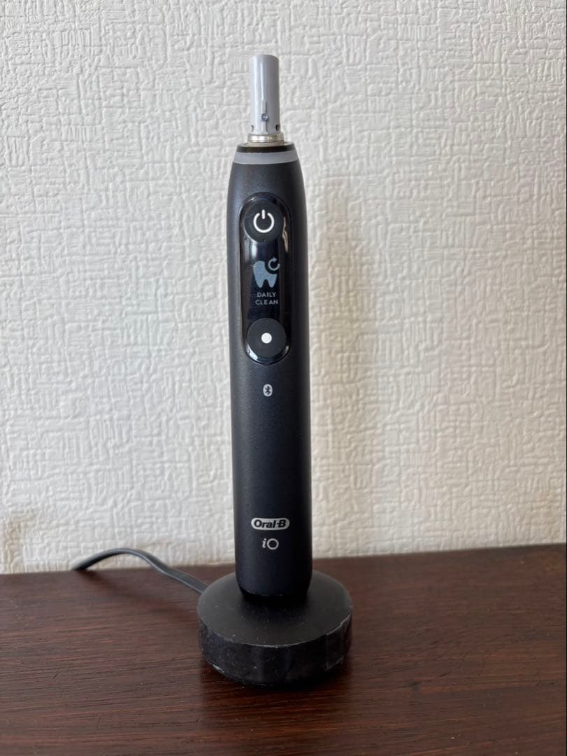 Oral-B ( オーラルビー ) 電動歯ブラシ iO7 ブラック 電動歯ブラシ ブラウンオーラルB 公式 | iO7（ブラックオニキス / 黒