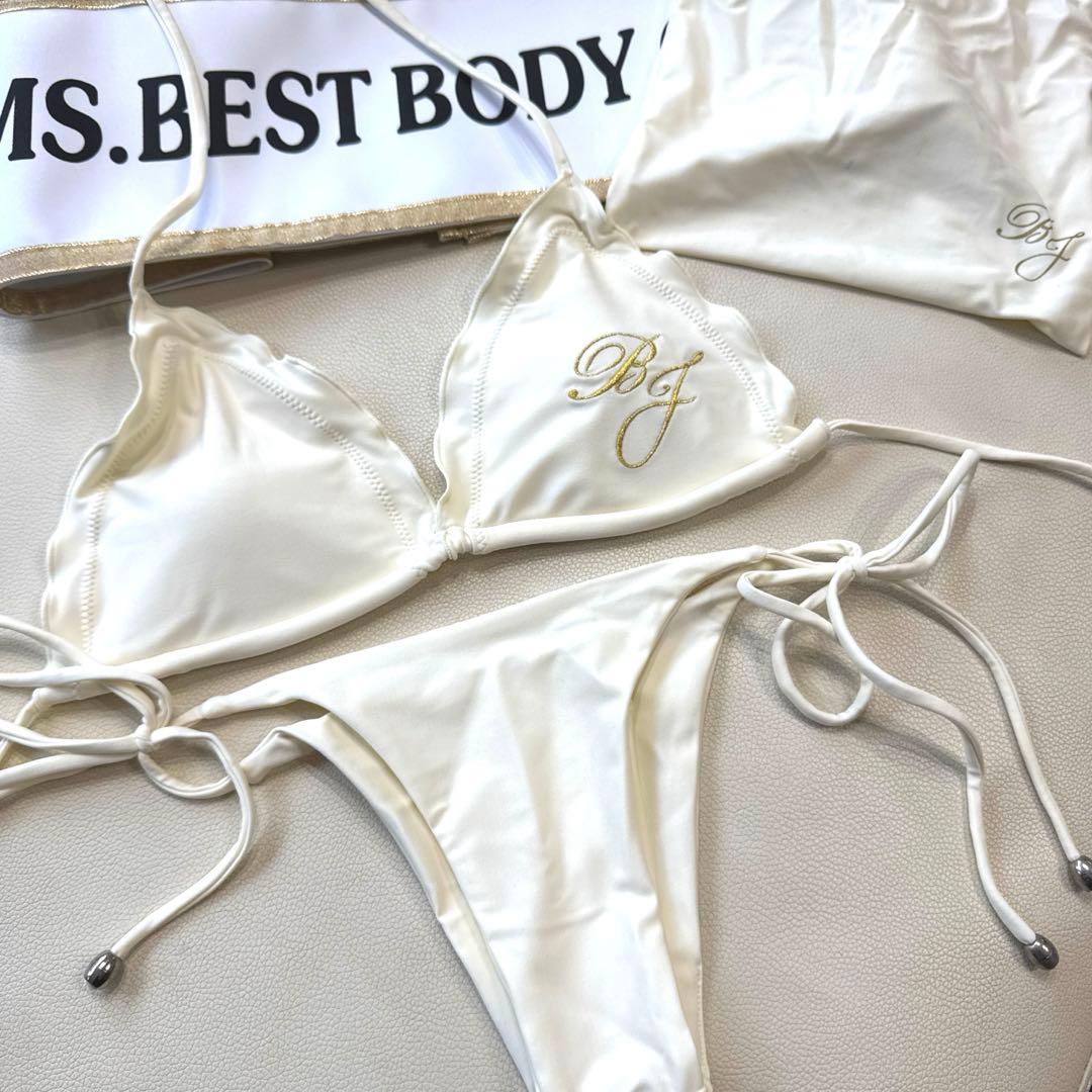 ベストボディジャパン　bestbodyjapan ビキニ　白　公式ビキニ 2026年最新】ベストボディジャパン 公式ビキニの人気アイテム - メルカリ