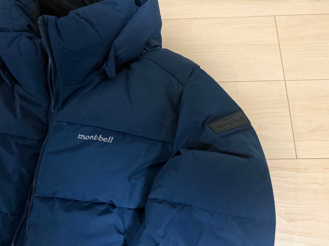 新品未使用モンベル mont-bell ダウンジャケット 韓国別注Mサイズ