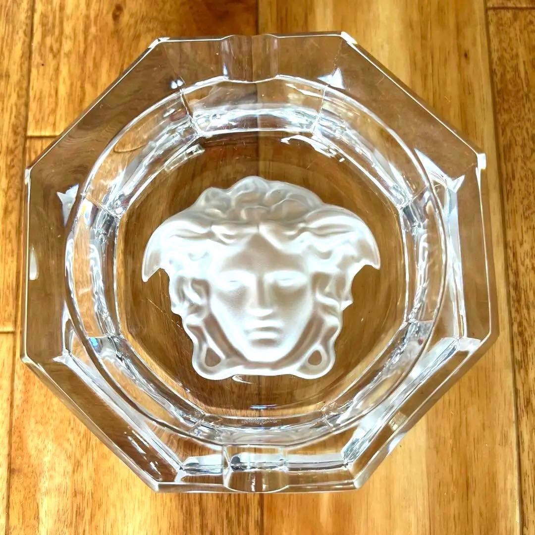 ヴェルサーチ［VERSACE］灰皿　13cm(ミディアム) 楽天市場】ヴェルサーチ［VERSACE］灰皿 13cm(ミディアム) 47513