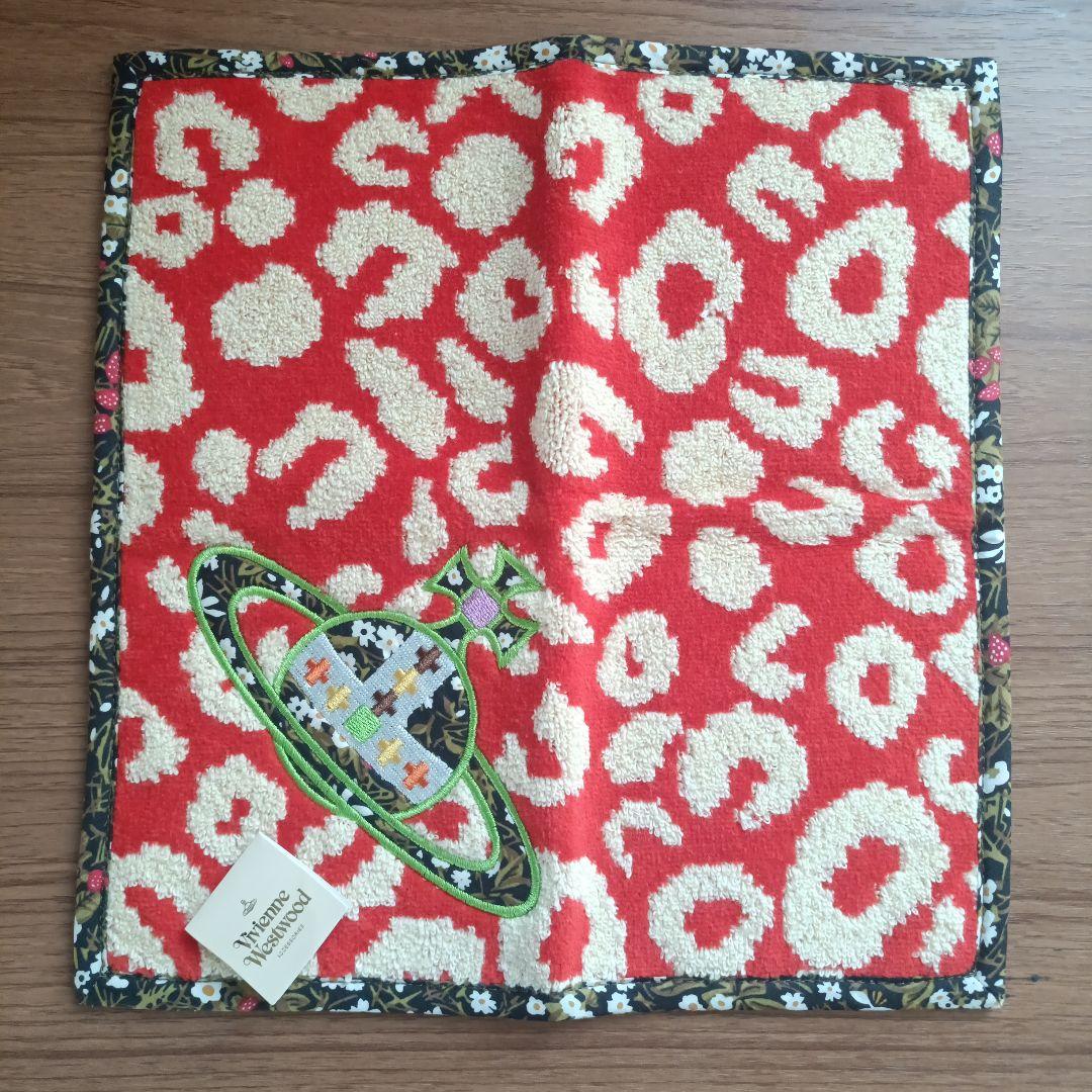 Vivienne Westwood タオルハンカチ - メルカリ