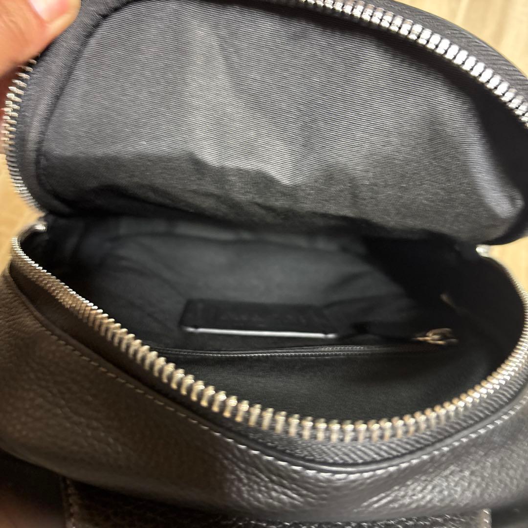 未使用品 コーチ ショルダーバッグ ペブルレザー イーサン メンズ