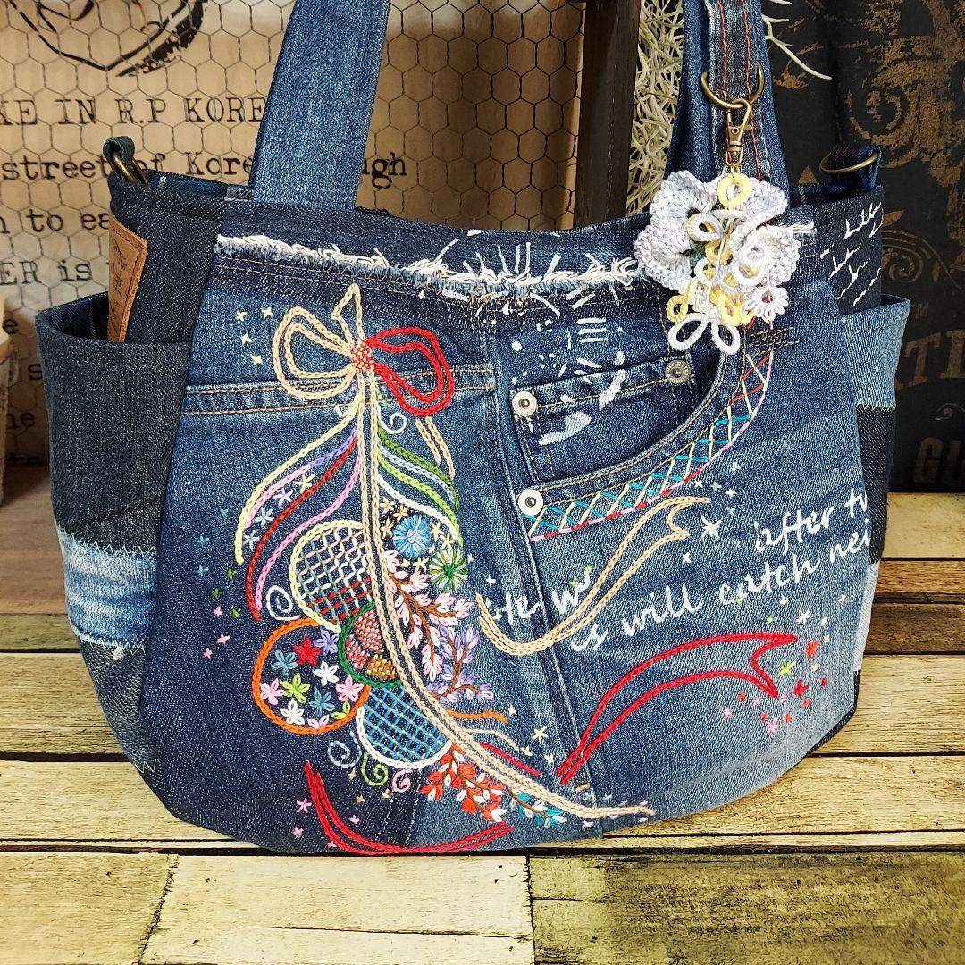 刺繍デニムバック　 No.642　デニムリメイク　サイドポケット　刺繍バック 刺繍デニムバック No.554 デニムリメイク ショルダーバッグ サイド