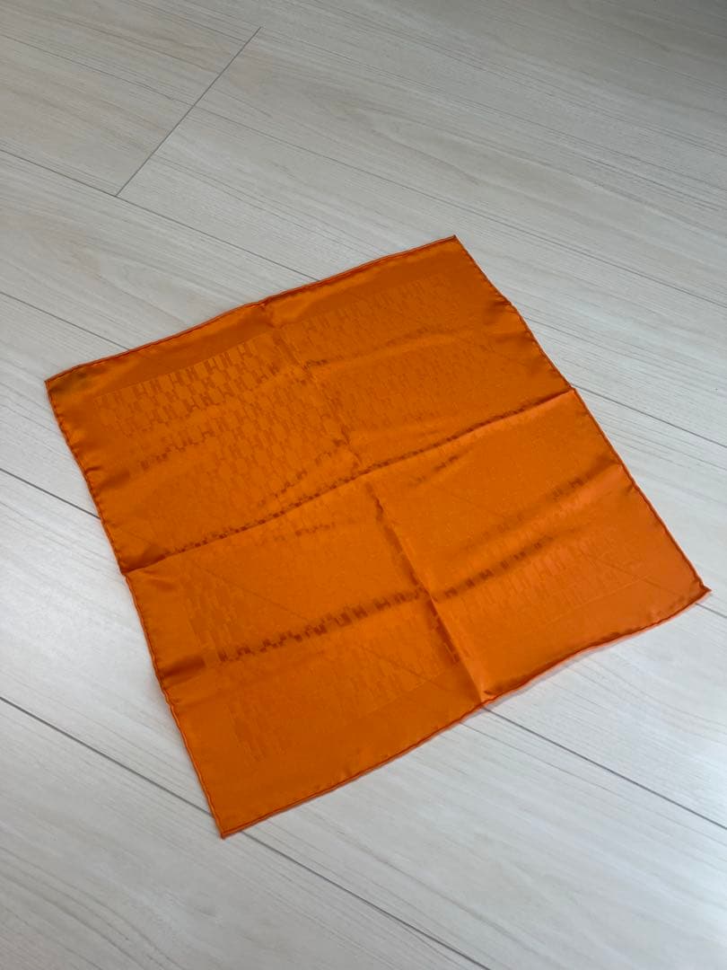 くすのき資産総研様専用】HERMES エルメスポケットチーフ - メルカリ