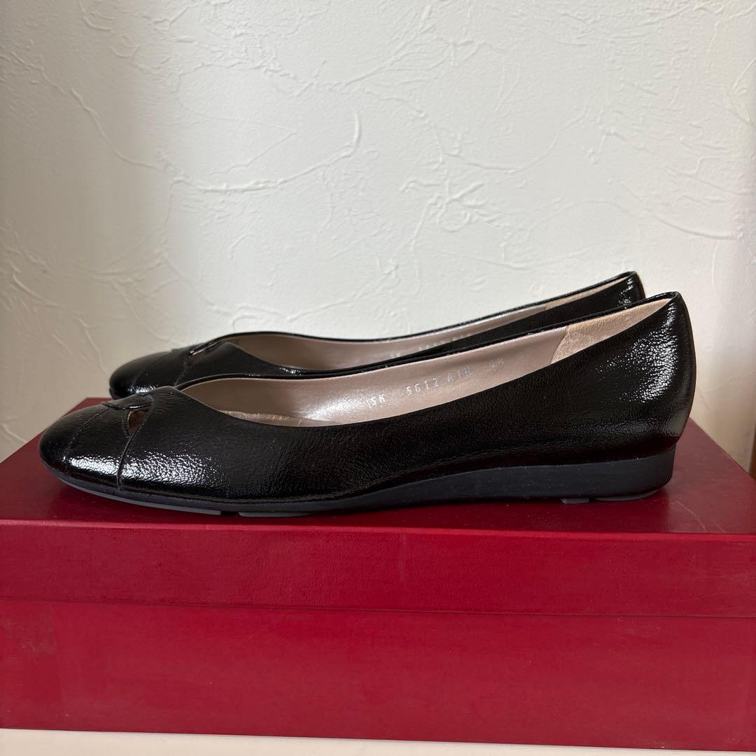 ♡新品Salvatore Ferragamo 23.5cm 歩きやすいパンプス♡