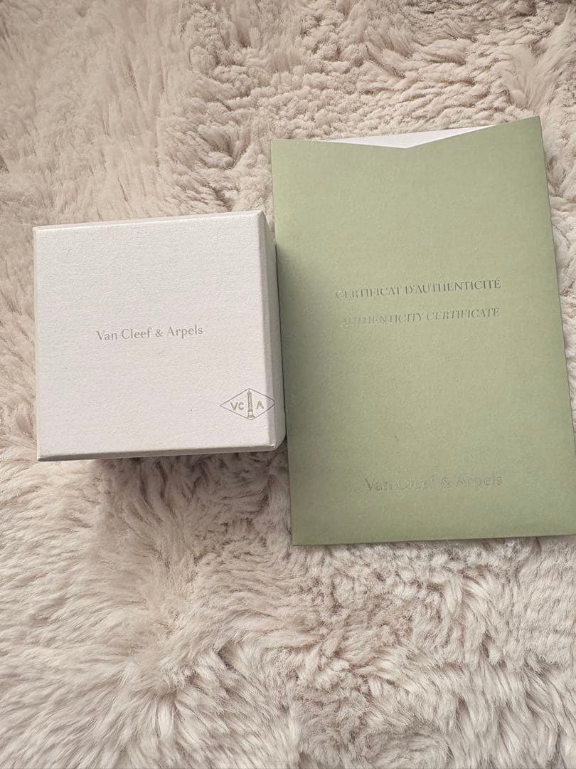 ヴァンクリーフ イコーヌソリティア 0.30ct Pt950 正規品保証書付6号