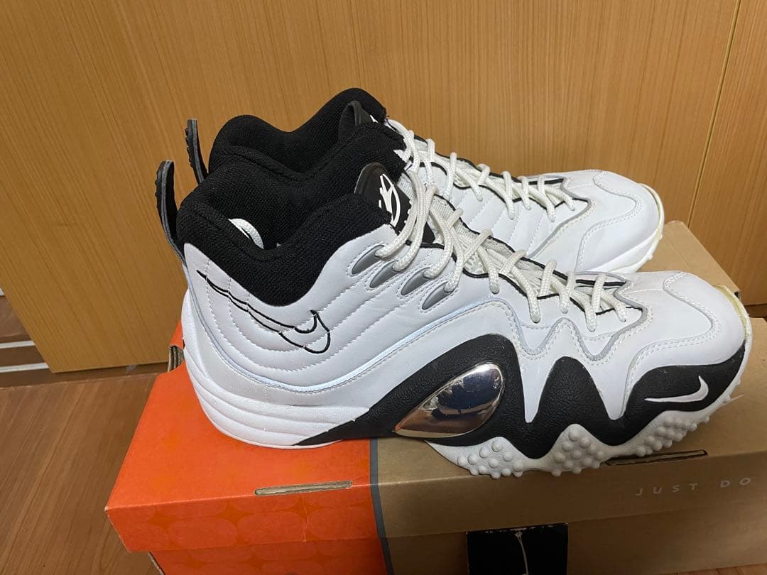 新品未使用 Nike air zoom flight 5 ズーム フライト5の通販はau PAY