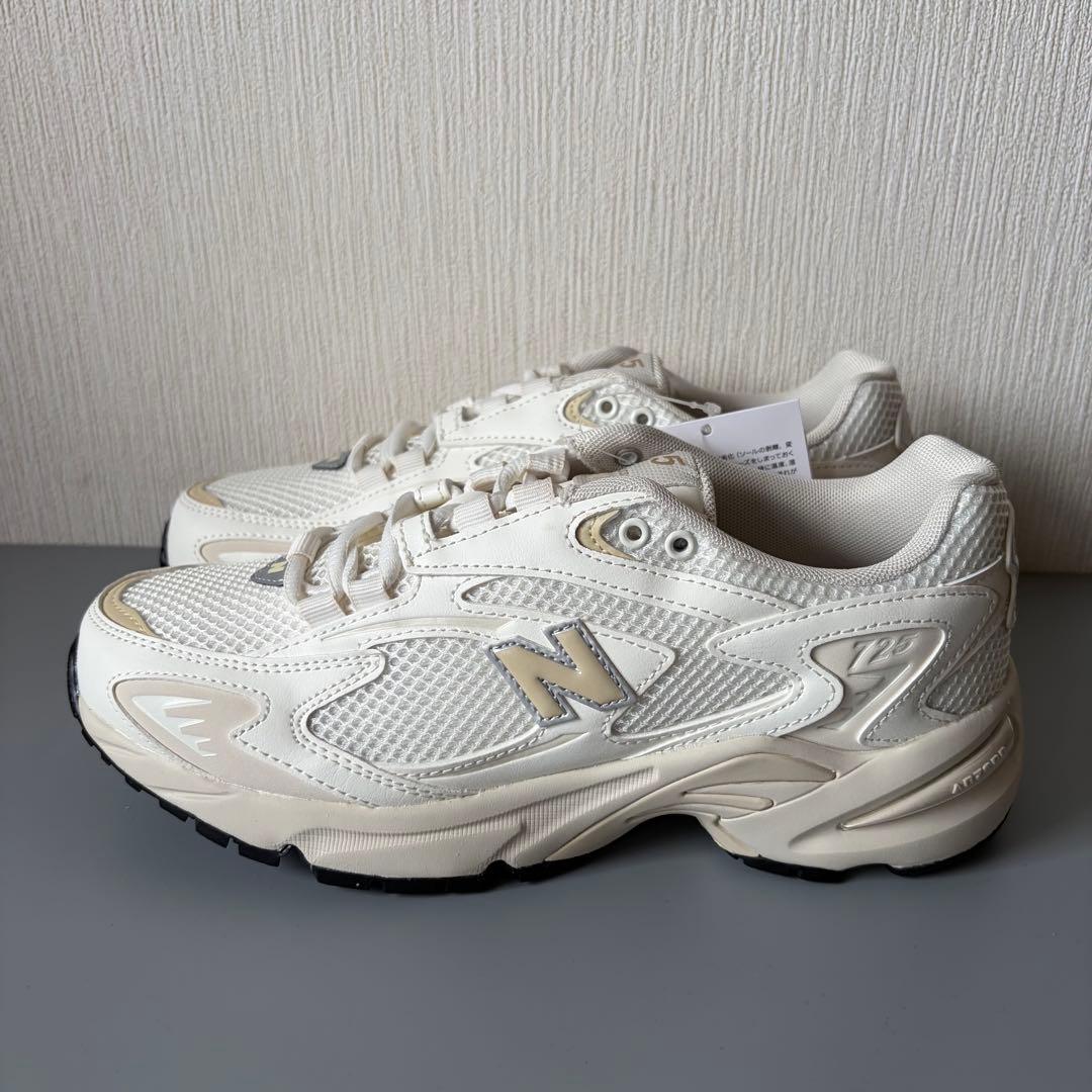 【新品未使用】 ニューバランス スニーカー ML725 クリーム 26.0cm
