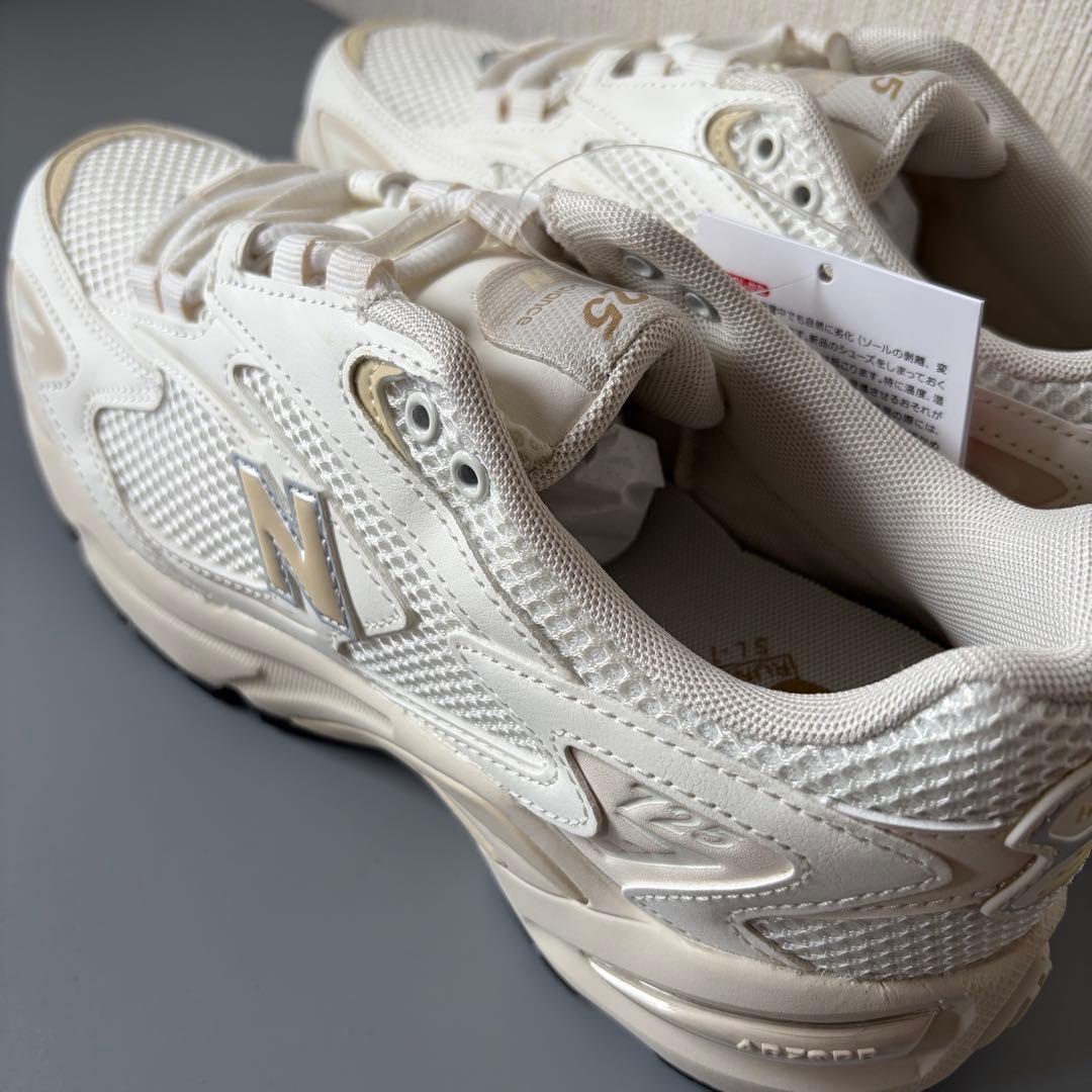 【新品未使用】 ニューバランス スニーカー ML725 クリーム 26.0cm