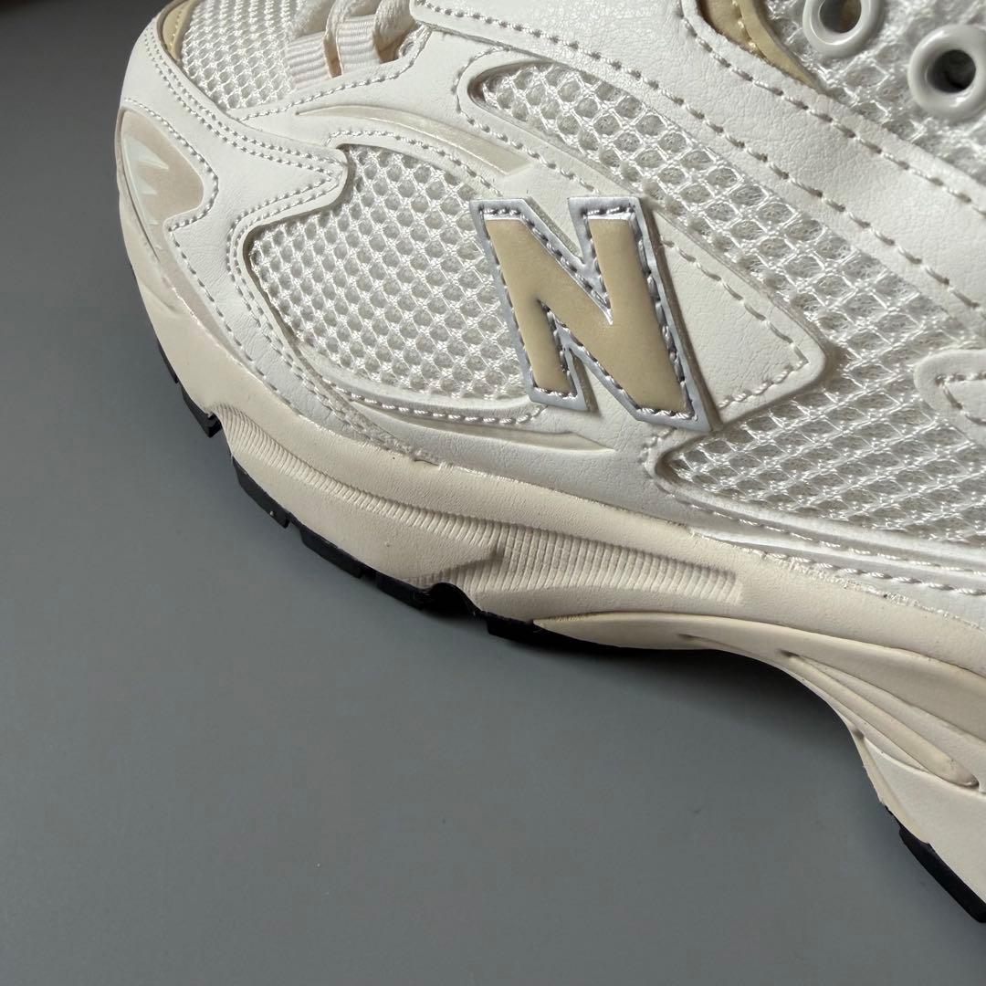 【新品未使用】 ニューバランス スニーカー ML725 クリーム 26.0cm