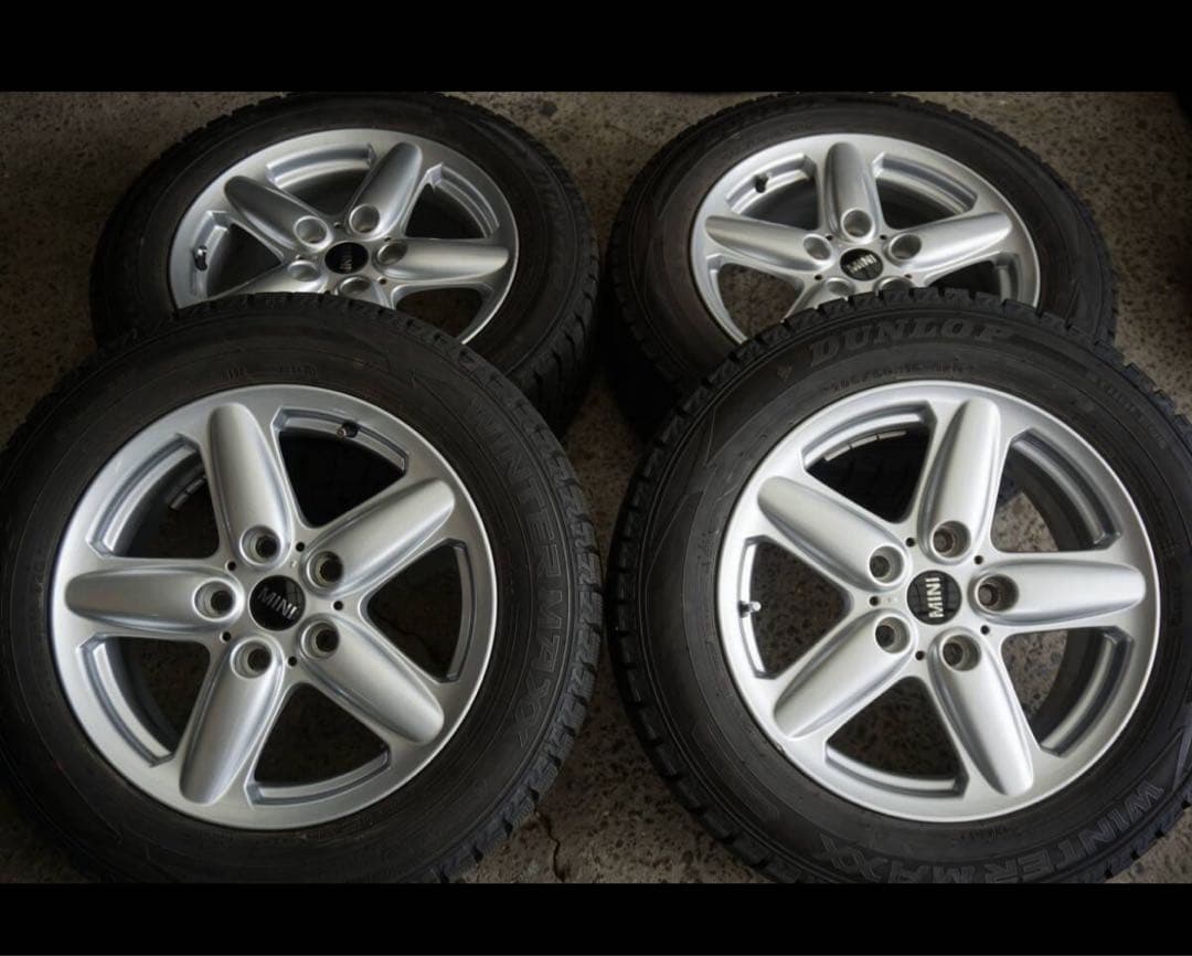 ミニクーパー　ダンロップタイヤ付き5スポークホイールセット ミニジョンクーパーワークス純正17インチスタッドレスセット入庫です