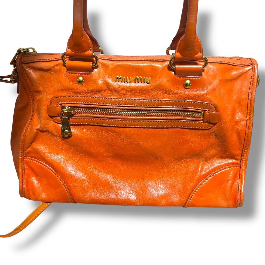 名作】miumiu ヴィッテロシャイン 2wayバッグ ヴィンテージ加工 - メルカリ