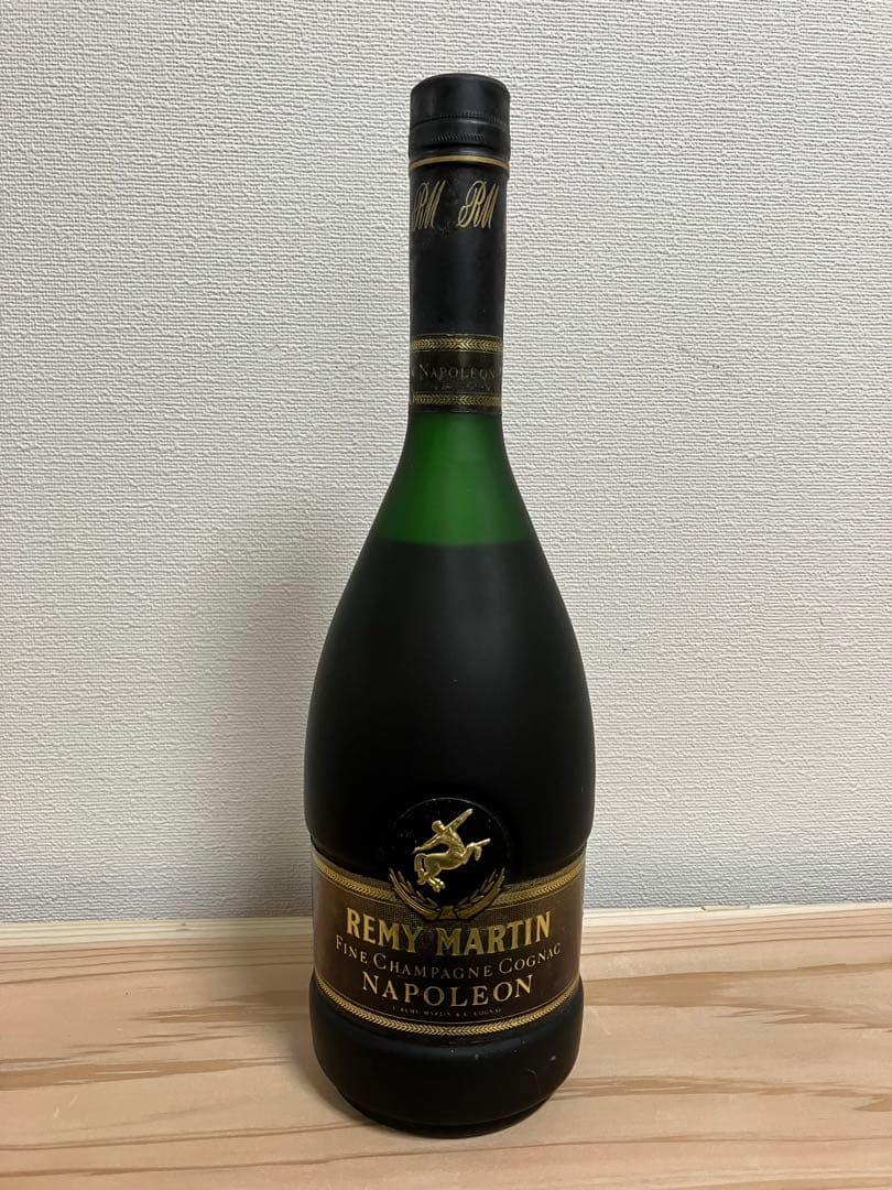 未開栓・液減りなし】レミーマルタン セントーナポレオン 古酒 700ml