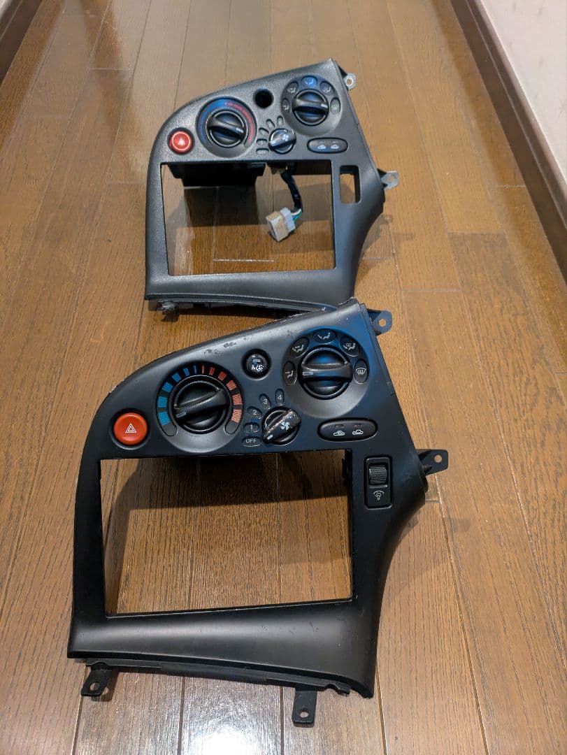 FD3S RX-7 エアコンパネル オーディオパネル 2個セット ジャンク品 FD3S RX-7 エアコンパネル オーディオパネル 2個セット ジャンク品