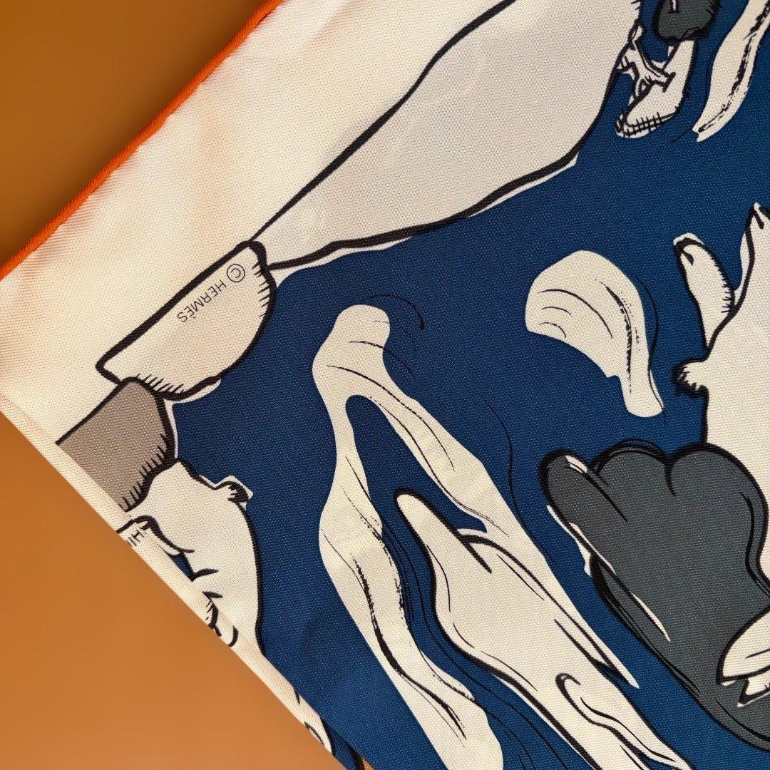 HERMES エルメス　カレ９０　《千と一のウサギ》