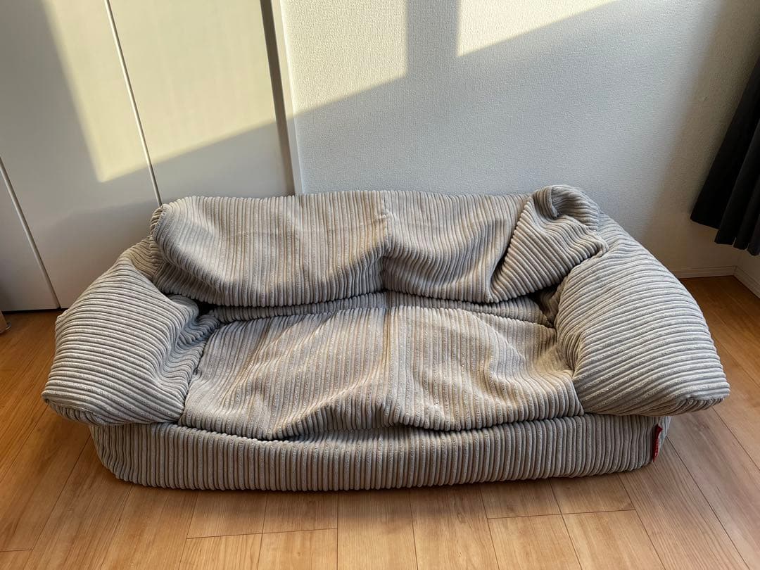 ラウンジパグ ジョセフィンソファビーズクッション - メルカリ