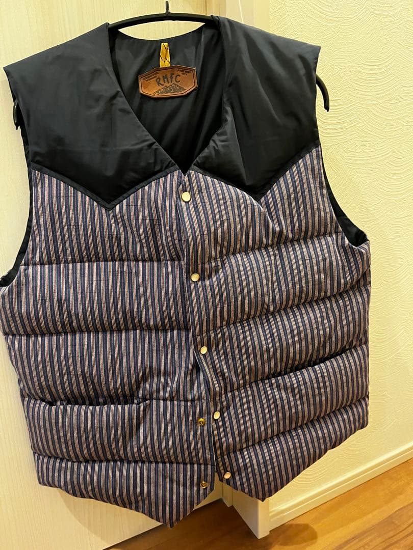 モギショップ　ロッキーマウンテン　ダウンベスト　大島拓身 ロッキーマウンテン ダウンベスト 40 - メルカリ