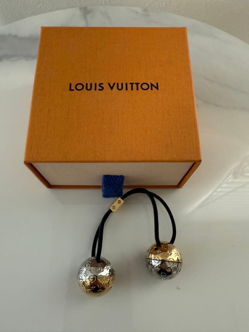 新品未使用LOUIS VUITTON モノグラムボールヘアアクセサリー LOUIS VUITTON（ルイ・ヴィトン） ヘアクリップ ヘアアクセサリー