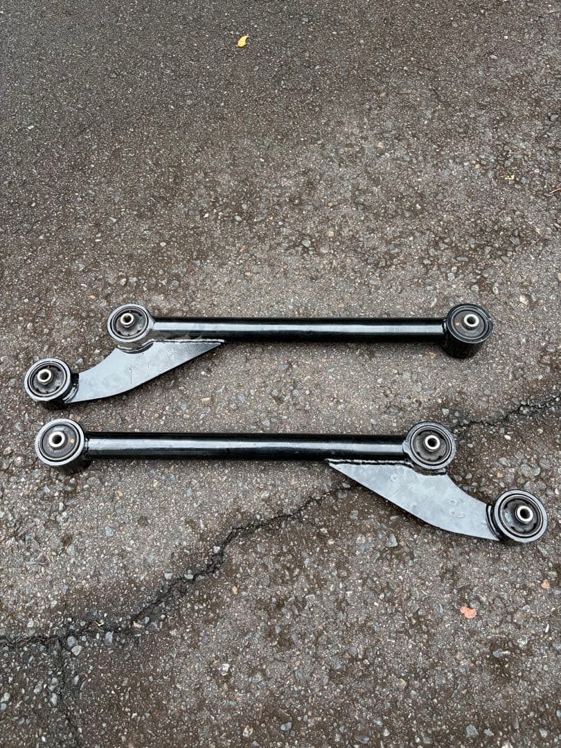 ハイゼットカーゴ 社外トレーリングアーム 左右セット ダイハツ S300系 ハイゼットカーゴ 社外トレーリングアーム 左右セット ダイハツ S300系