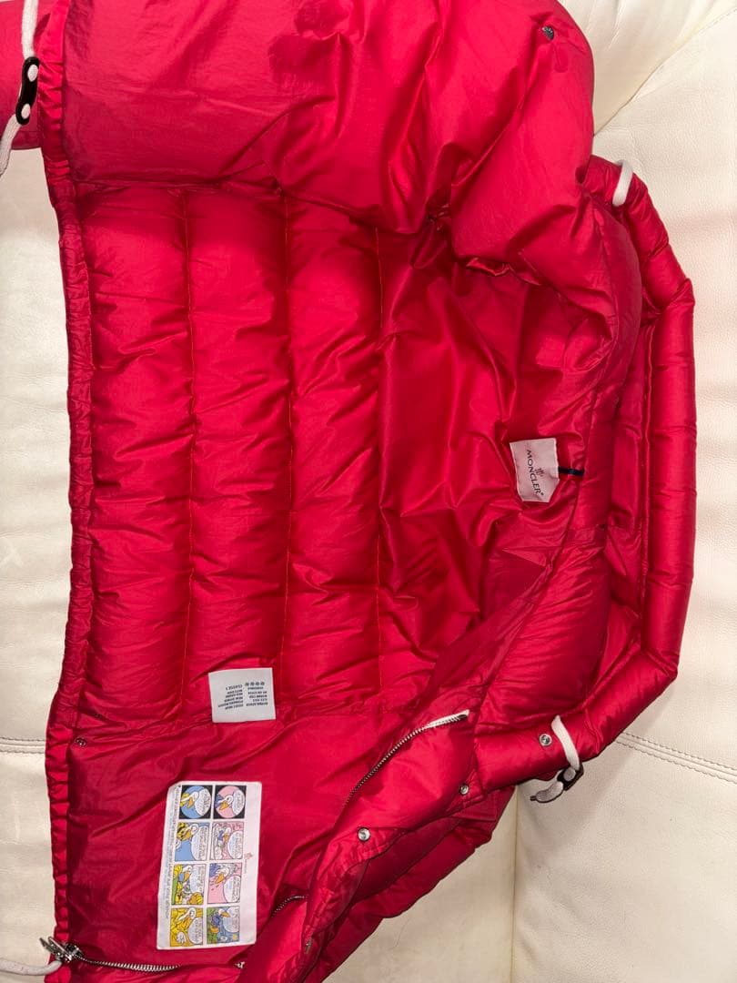 美品】MONCLER ×エストネーション フードレッドダウンジャケットサイズ