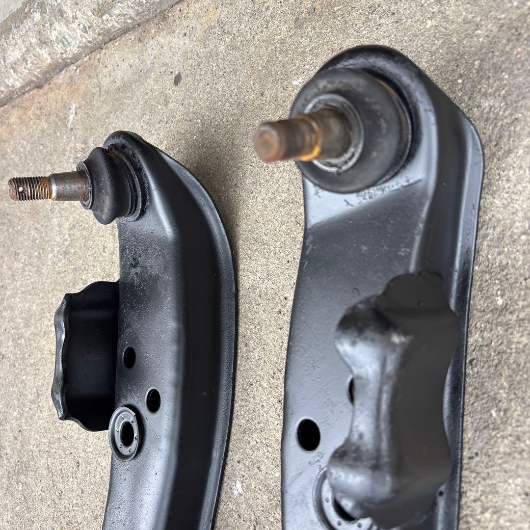 S13 シルビア 180SX 左右純正ロアアーム - メルカリ