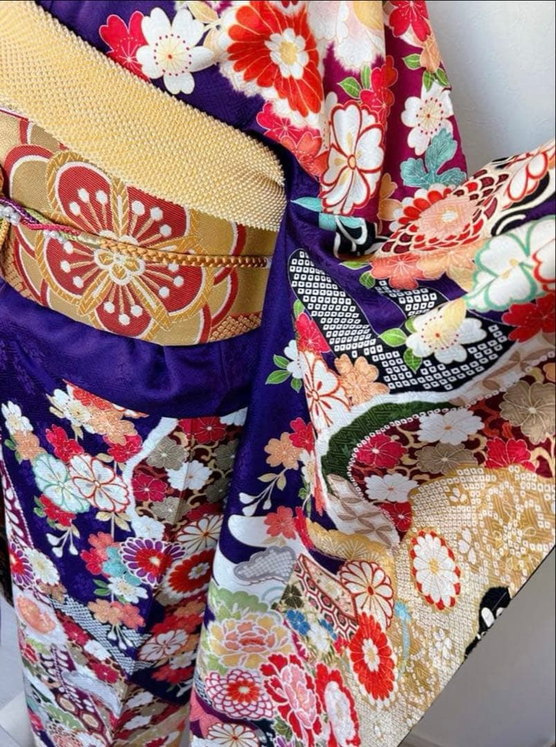 未使用品　正絹振袖フルセット　古典柄　華やかな花柄　成人式に 振袖 中古 フルセット 販売 正絹 リサイクル 仕立て上がり 着物 ピンク