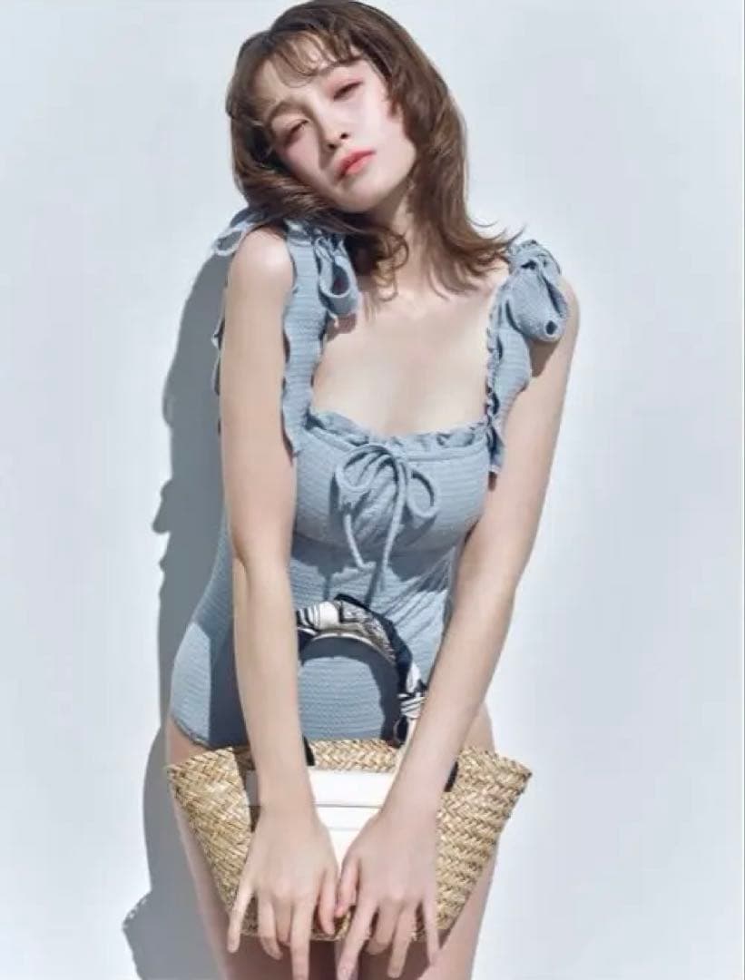 Lily brown ショルダーリボンスウィムウェア　ブルー LILY BROWN（リリーブラウン）の「ショルダーリボンスウィムウェア