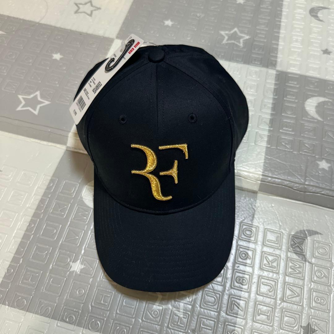 ユニクロ　ロジャーフェデラー引退記念キャップ UNIQLO「フェデラー引退記念RFキャップ」予約販売開始 | テニス