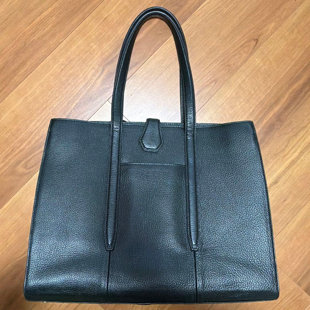 ETiAM スクエアトートバッグ British Green シュリンク フラップトートバッグ(S)《Embrace》 - British Green