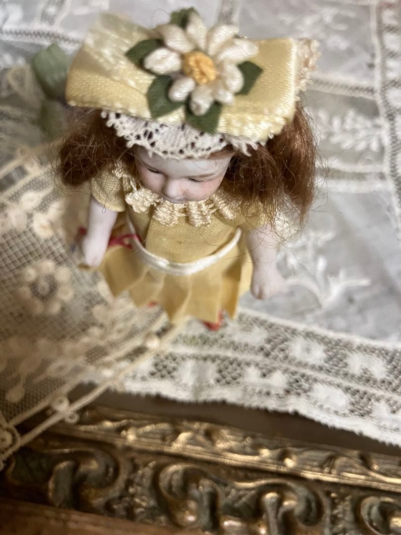 アンティーク黄色ドレスのミニョネット ドイツビスク オールオリジナル