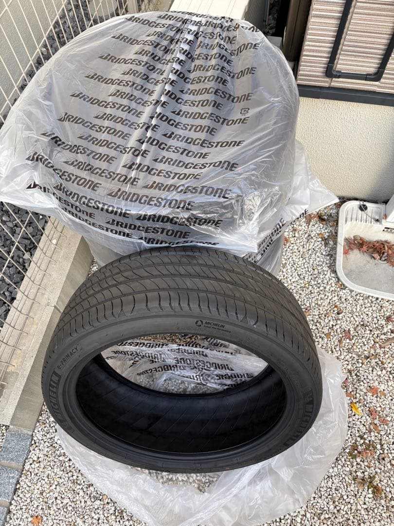 ミシュラン 225/45R21 4本セット　新品 ミシュラン 225/45R21 4本セット 新品 225/45r21 サマー 新品4本セット