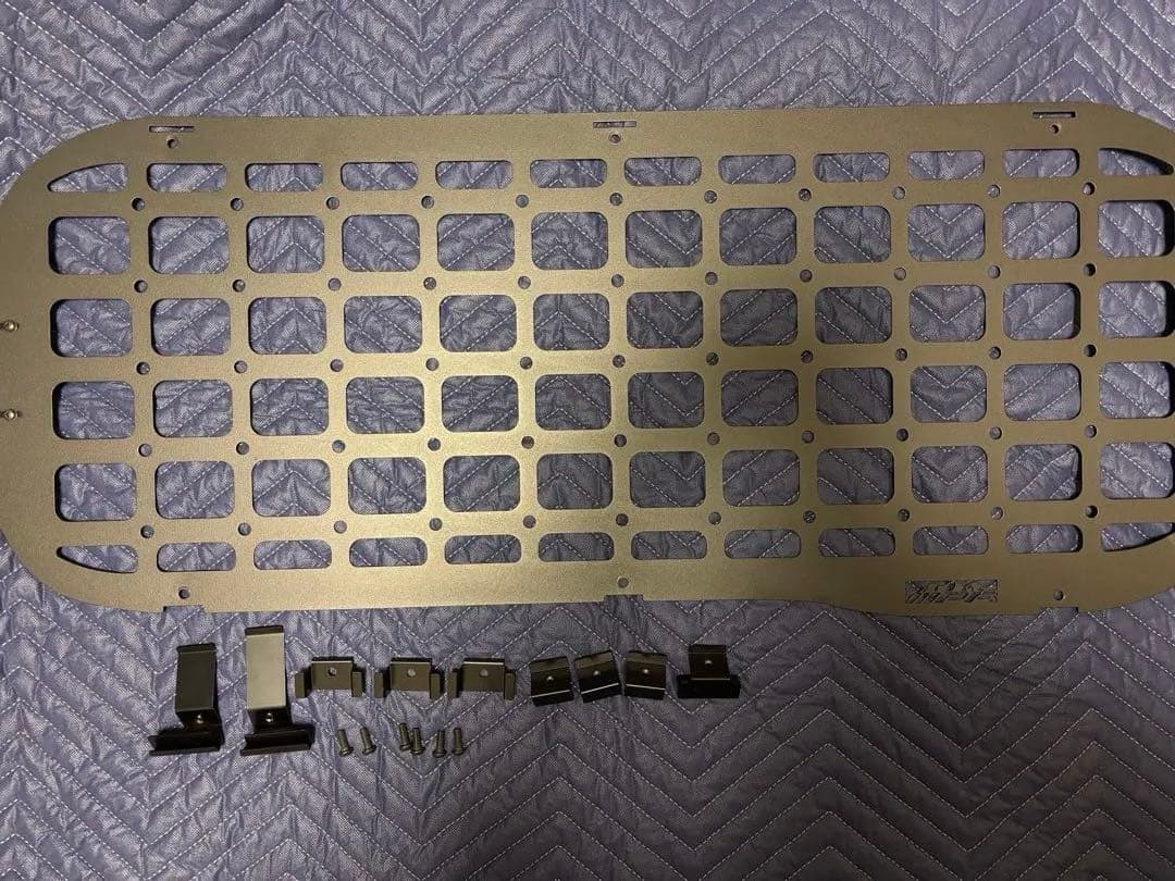 IPFJB64.JB74用サイドストレージパネルリヤウインドウガード(ジムニー) ジムニー ジムニーシエラ JB64 JB74 W サイドストレージパネル リア